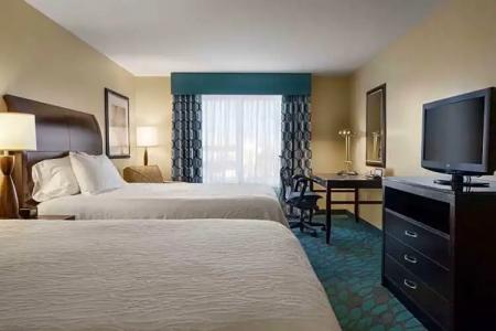 Hilton Garden Inn Fargo - 42