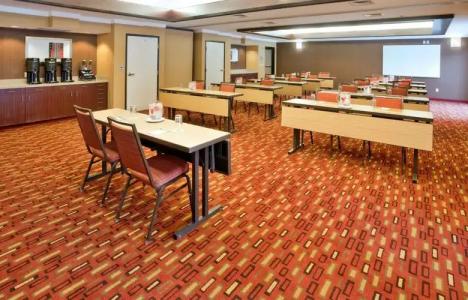 Courtyard Salt Lake City Airport - 20