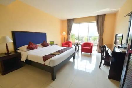 Almond Sothearos - 47