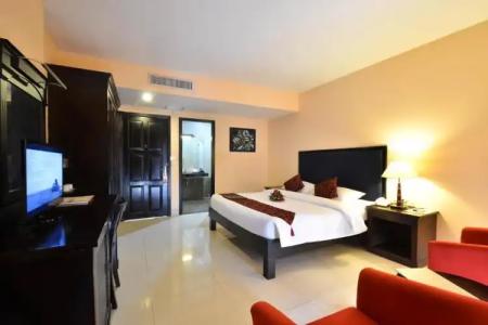 Almond Sothearos - 33