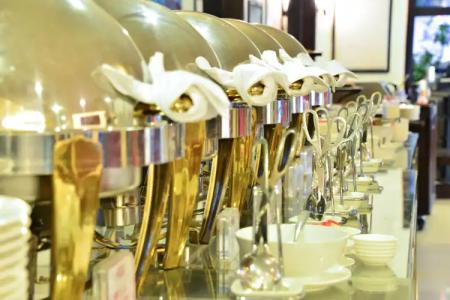 Almond Sothearos - 24