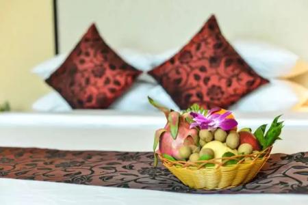 Almond Sothearos - 52