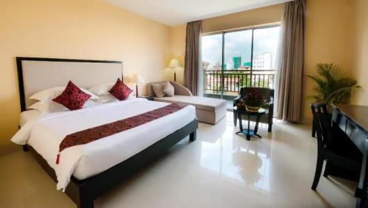 Almond Sothearos - 39