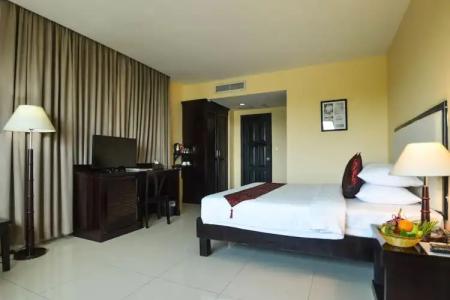 Almond Sothearos - 41