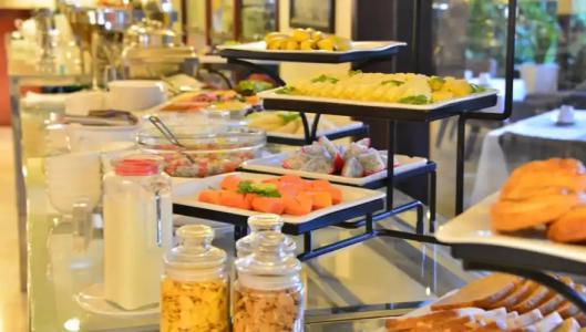 Almond Sothearos - 10