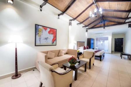 Almond Sothearos - 14