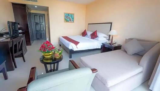 Almond Sothearos - 78