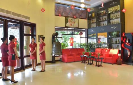 Almond Sothearos - 27