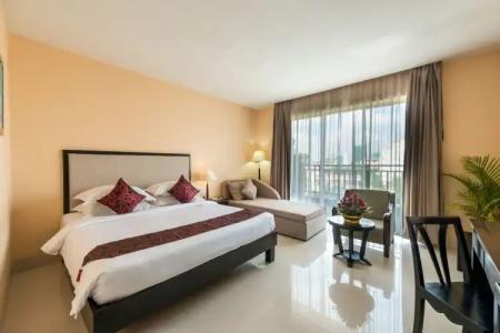 Almond Sothearos - 60