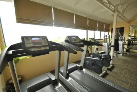 Almond Sothearos - 15