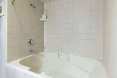 Travelodge by Wyndham Monterey Bay - 8