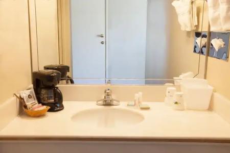 Travelodge by Wyndham Monterey Bay - 27