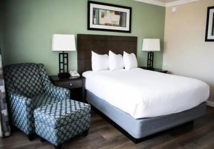 Travelodge by Wyndham Monterey Bay - 4