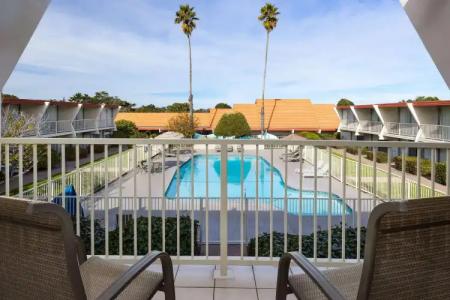 Travelodge by Wyndham Monterey Bay - 7