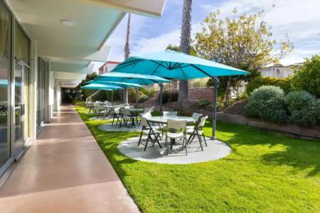 Travelodge by Wyndham Monterey Bay - 17