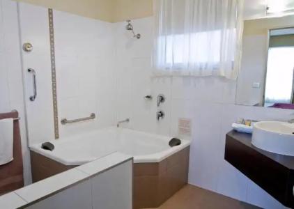 Comfort Inn & Suites City Views - 32