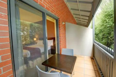 Comfort Inn & Suites City Views - 7