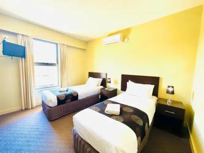 Comfort Inn & Suites City Views - 3