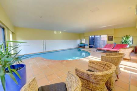 Comfort Inn & Suites City Views - 13