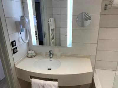 Hôtel Le Ménestrel - 49