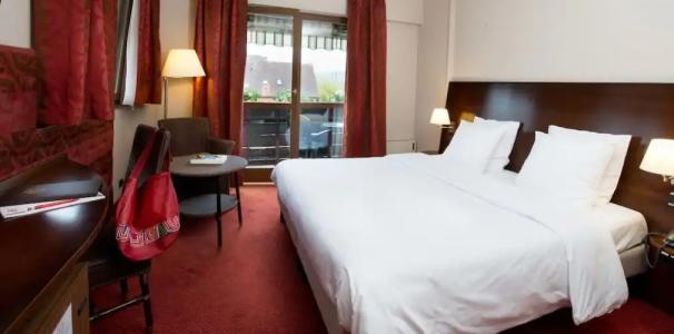 Hôtel Le Ménestrel - 42