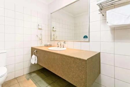 Quality Inn & Suites The Menzies - 34