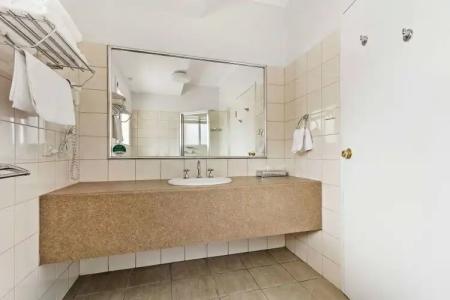 Quality Inn & Suites The Menzies - 8