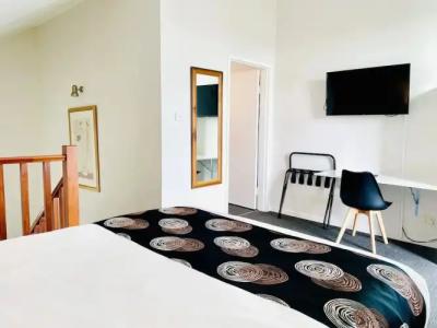 Quality Inn & Suites The Menzies - 85