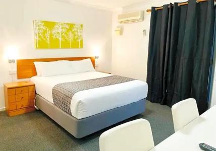 Quality Inn & Suites The Menzies - 98