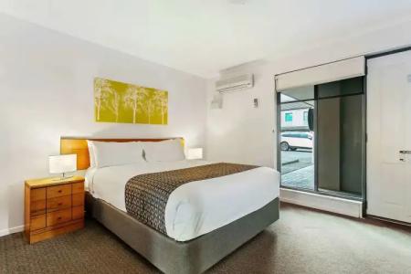 Quality Inn & Suites The Menzies - 5