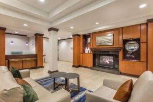 Fairfield Inn and Suites by Marriott Madison East, Madison