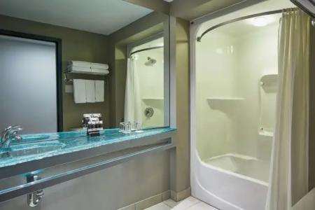 Inn at the Forks - 8