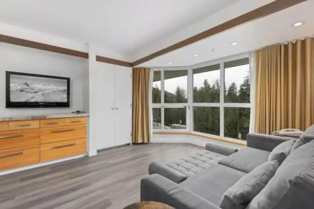 Le Chamois by Whistler Premier - 40