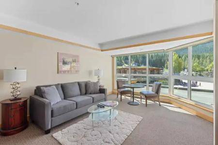 Le Chamois by Whistler Premier - 36