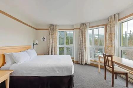 Le Chamois by Whistler Premier - 44