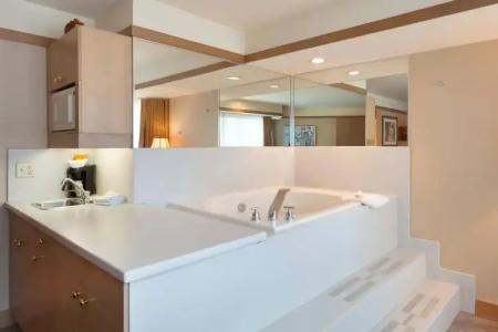 Le Chamois by Whistler Premier - 9