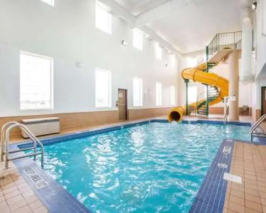 Quality Inn & Suites - 19