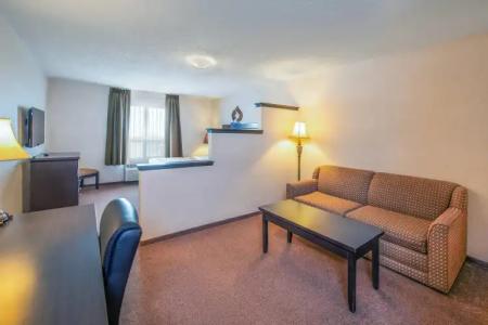 Quality Inn & Suites - 59