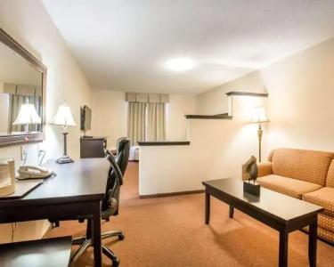 Quality Inn & Suites - 55