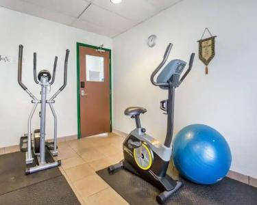 Quality Inn & Suites - 17