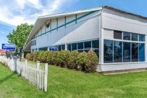 America's Best Value Inn & Suites/Hyannis, Hyannis