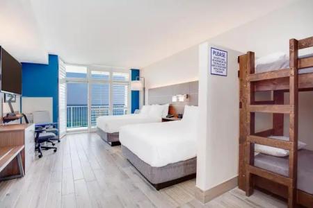 Holiday Inn Express & Suites Panama City Beach Beachfront by IHG - 38