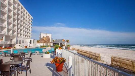 Holiday Inn Express & Suites Panama City Beach Beachfront by IHG - 50