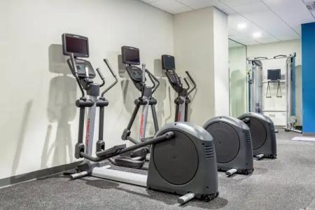 Holiday Inn Express & Suites Panama City Beach Beachfront by IHG - 22