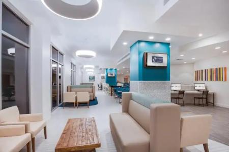 Holiday Inn Express & Suites Panama City Beach Beachfront by IHG - 14