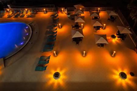 Holiday Inn Express & Suites Panama City Beach Beachfront by IHG - 21