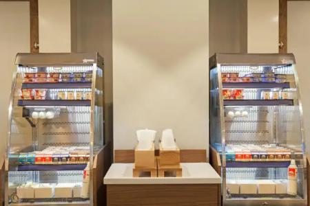 Holiday Inn Express & Suites Panama City Beach Beachfront by IHG - 11