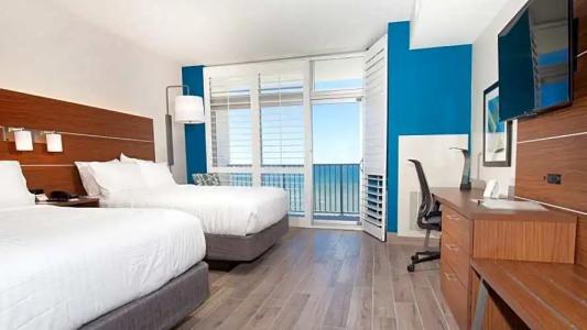 Holiday Inn Express & Suites Panama City Beach Beachfront by IHG - 128