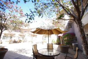Woodcrest Hotel, Santa Clara