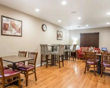 Quality Inn & Suites Santa Clara - 19